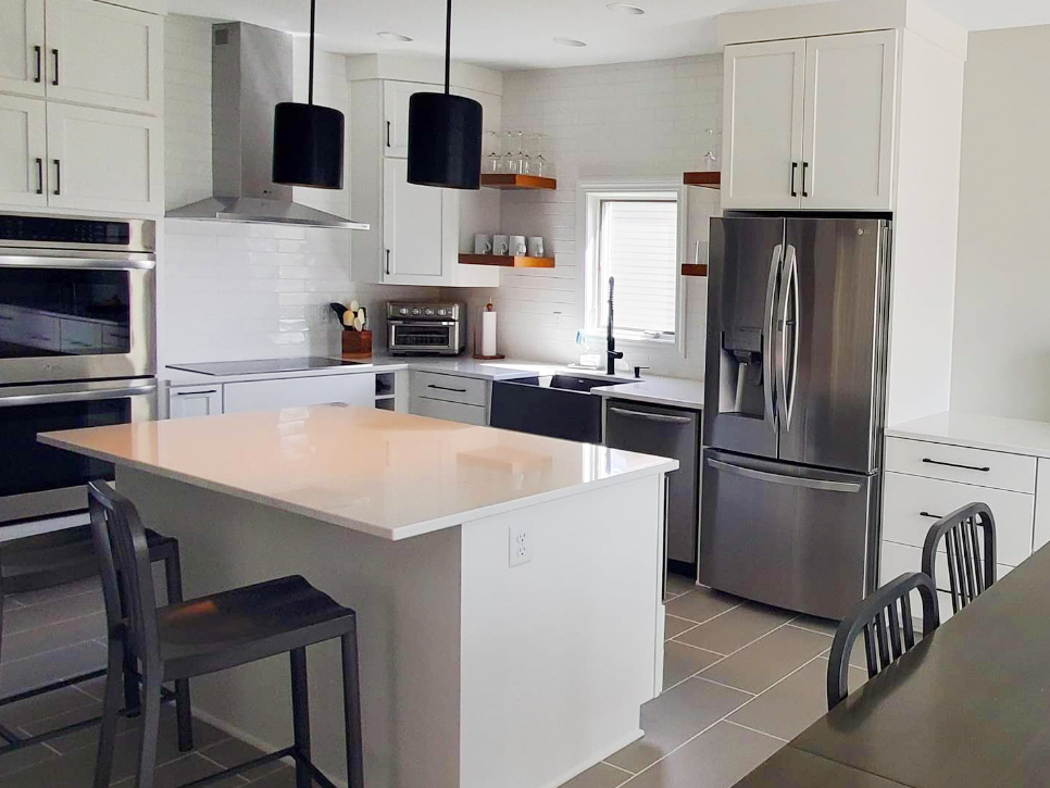 Custom kitchen remodel in Des Moines by Reese Builders